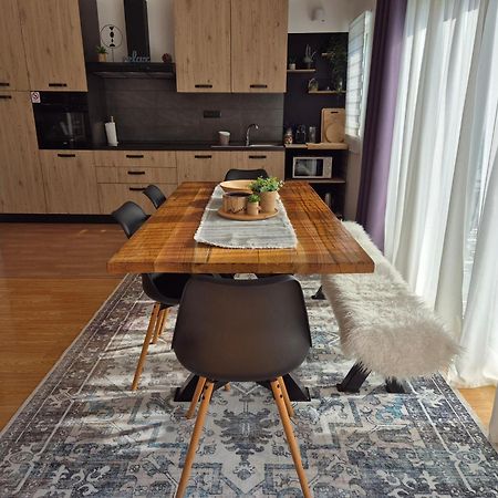 Apartment Near The Sea-Self Check-In Подстрана Экстерьер фото